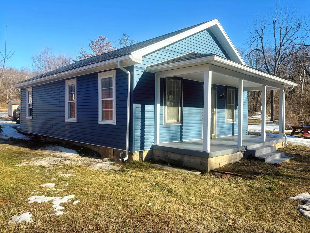 1473 Tenth St, Waynesboro, VA 22980 - #1