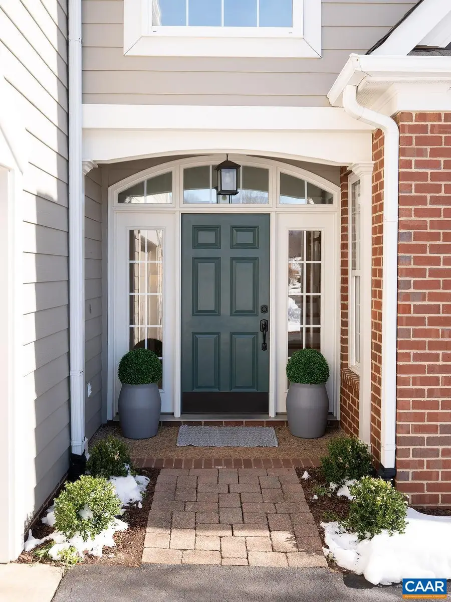 732 Russet Rd, Crozet, VA 22932 - #2