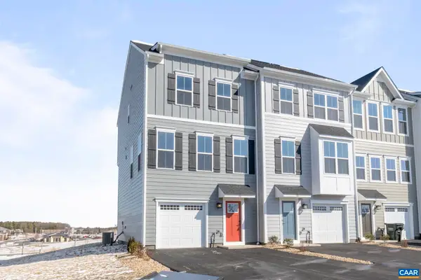 36 Iron Horse Ln, Fishersville, VA 22939