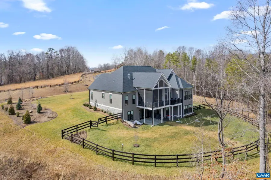 2019 Fairhill Mountain View, Charlottesville, VA 22903 - #2