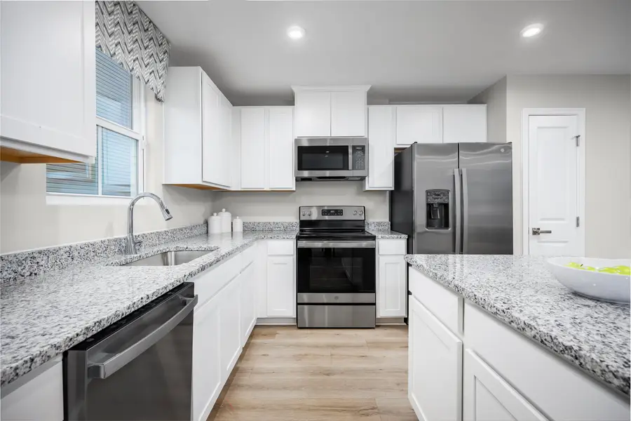 3 White Birch Rd, Waynesboro, VA 22980 - #3