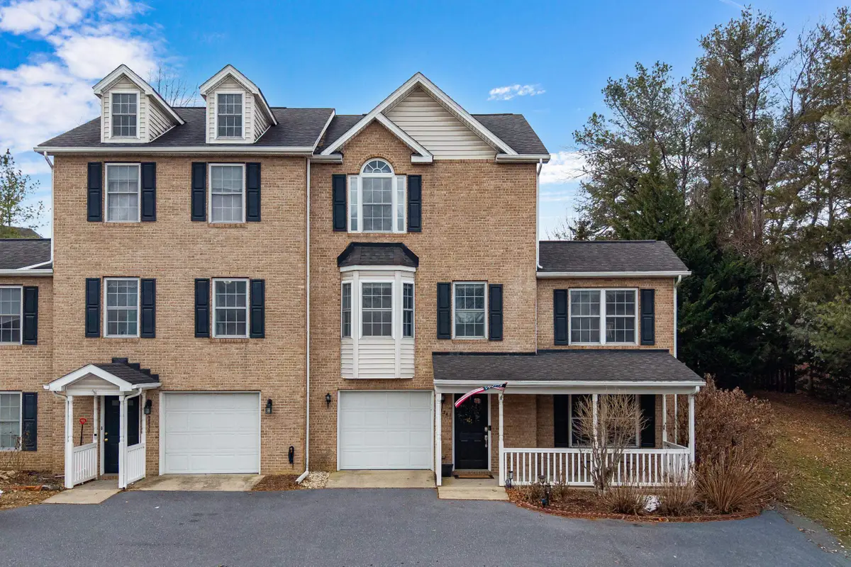 2341 Virginia Ave, Harrisonburg, VA 22802 - #1