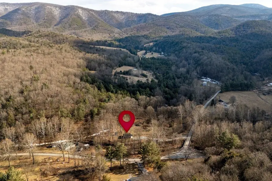 29 Shenandoah Mountain Rd, Sugar Grove, WV 26815 - #3