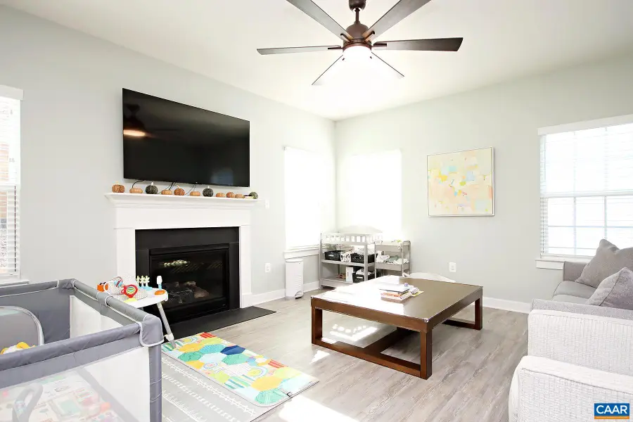 4364 Sunset Dr, Charlottesville, VA 22911 - #2