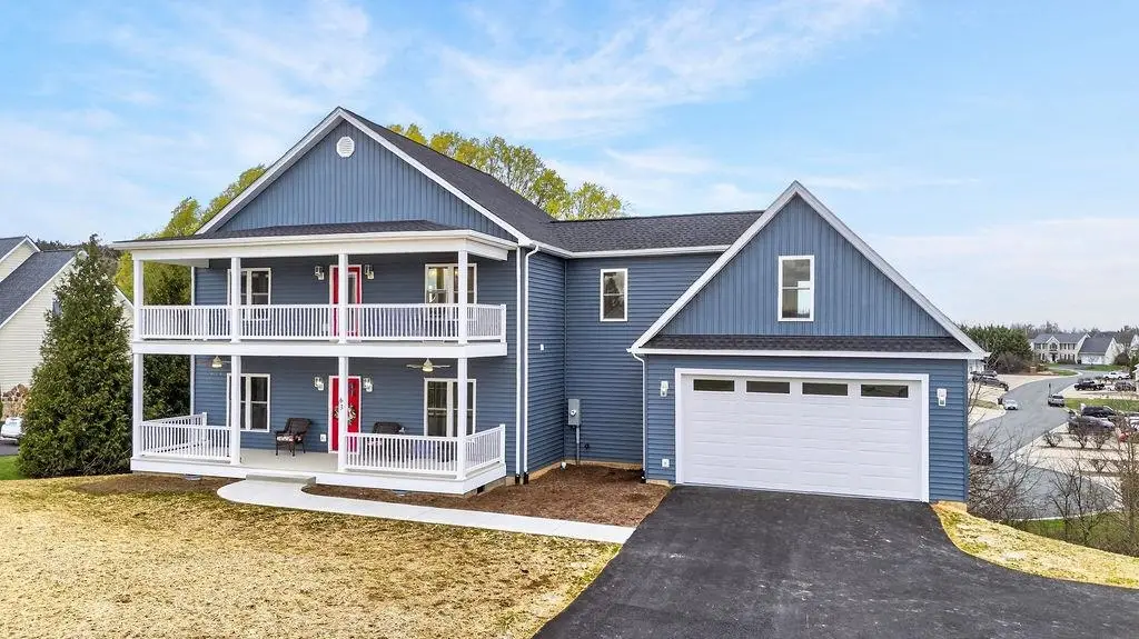 63 Victoria Dr, Fishersville, VA 22939 - #1