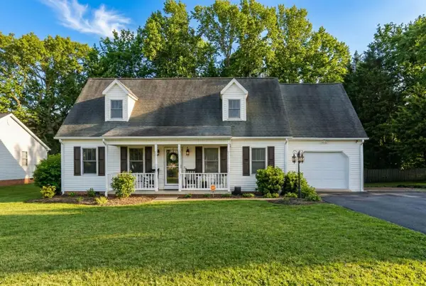 241 Bowmans Run Dr, Stuarts Draft, VA 24477