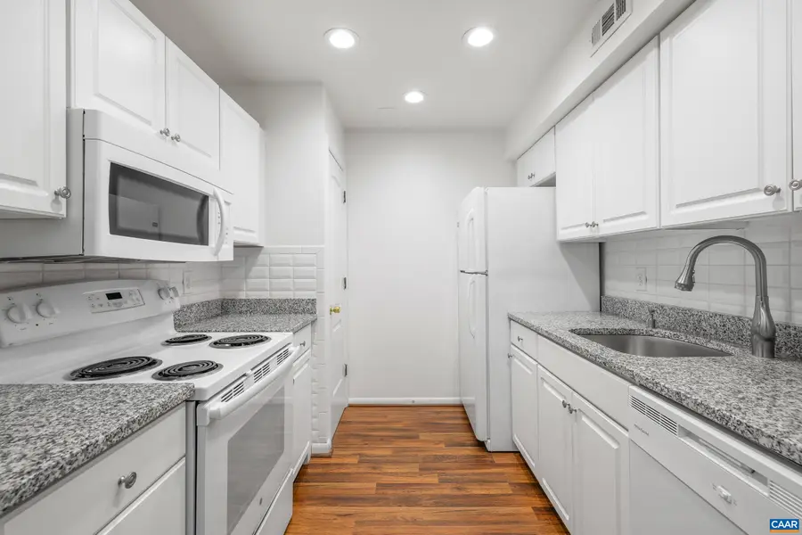 139 Green Turtle Ln, Charlottesville, VA 22901 - #3