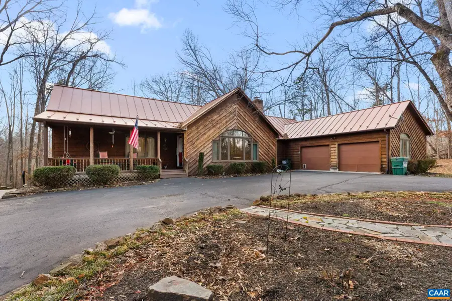 669 James River Rd, Scottsville, VA 24590 - #2