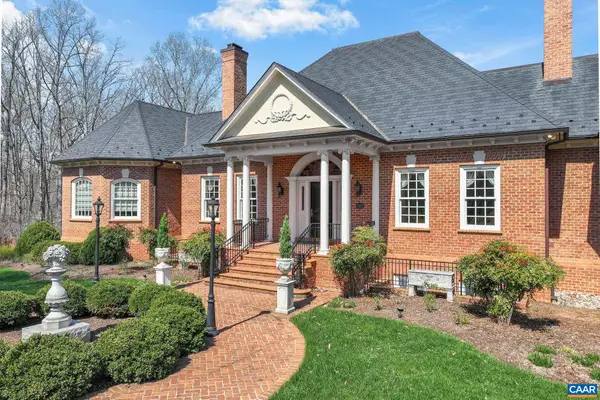 6385 Indian Ridge Dr, Earlysville, VA 22936