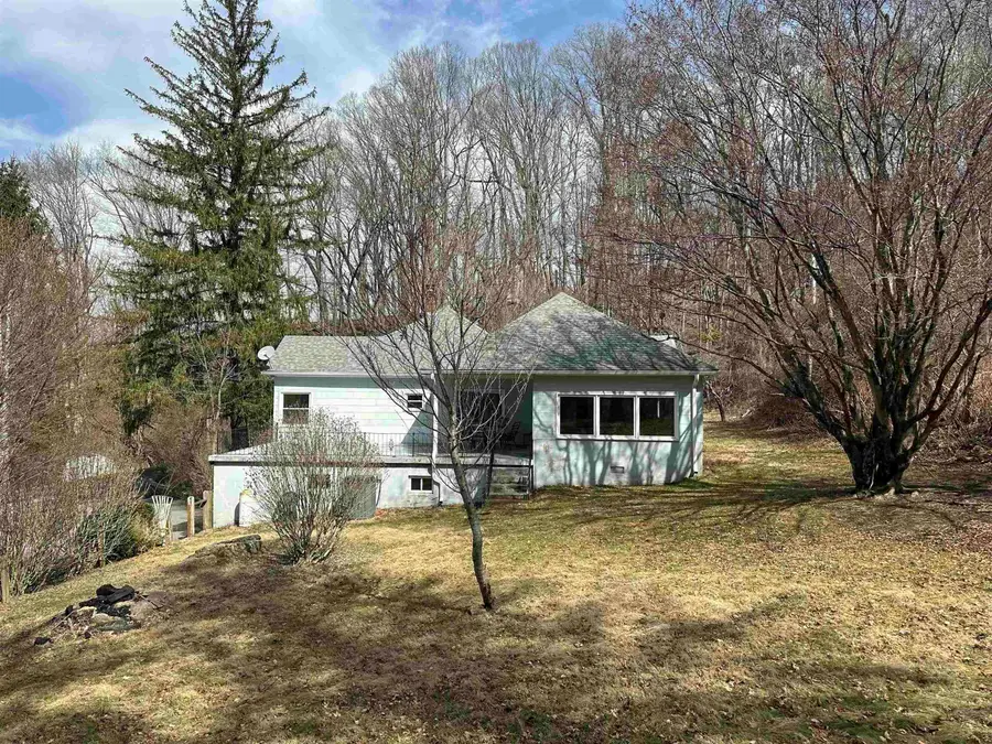 136 Klondike Rd, Warm Springs, VA 24484 - #2