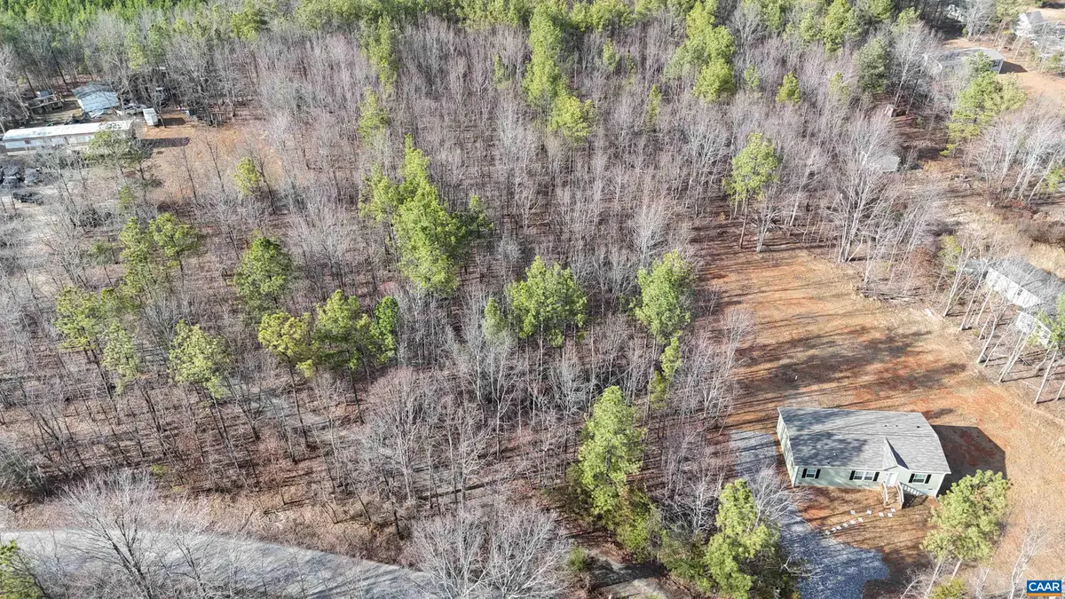 949 Austins Rd, Gladstone, VA 24553 - #1