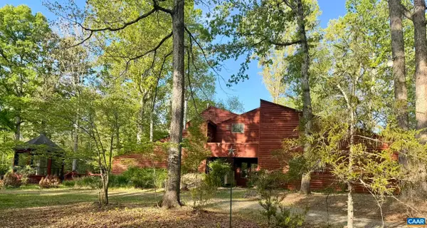 670 Baber Ln, Scottsville, VA 24590