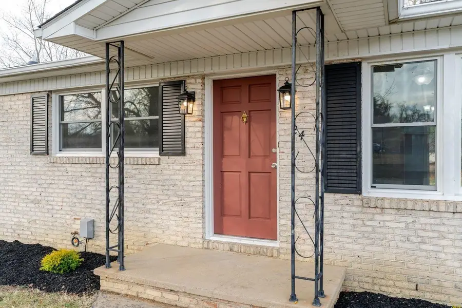 24 La Salle Dr, Grottoes, VA 24441 - #3