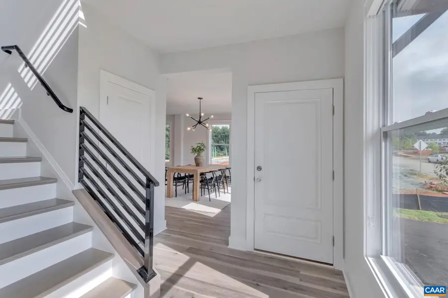 36A Bethune St, Scottsville, VA 24590 - #2