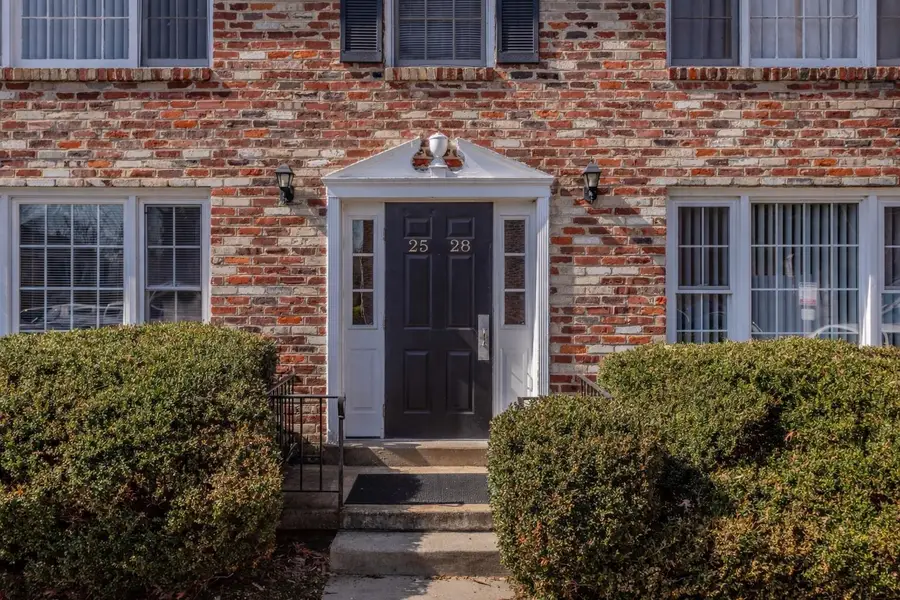 2527 Hydraulic Rd, Charlottesville, VA 22901 - #2