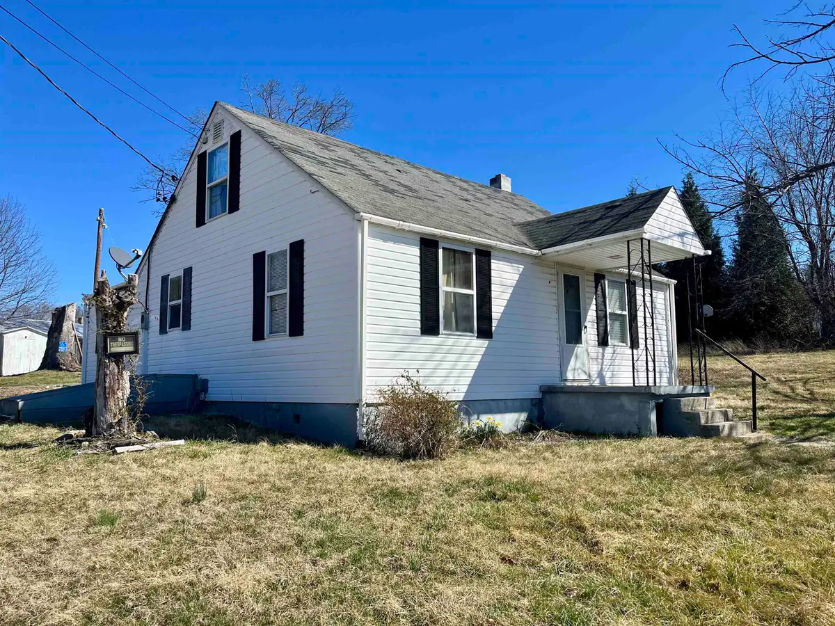 560 Dooms Crossing Rd, Waynesboro, VA 22980 - #1