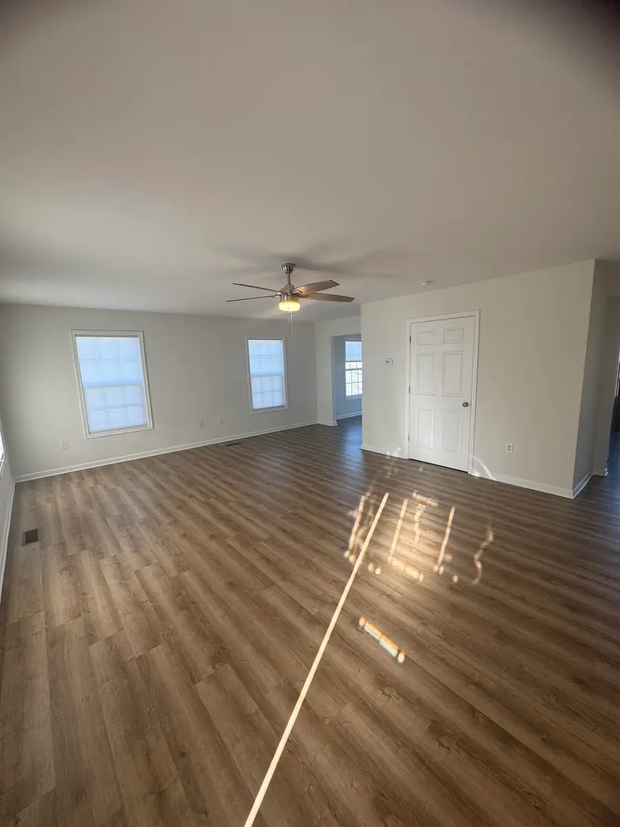 165 Lofty Cir, Stuarts Draft, VA 24477 - #2