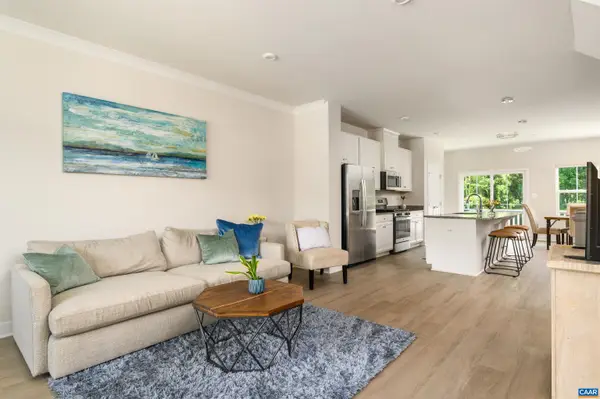 1942 Lois Ln, Charlottesville, VA 22911