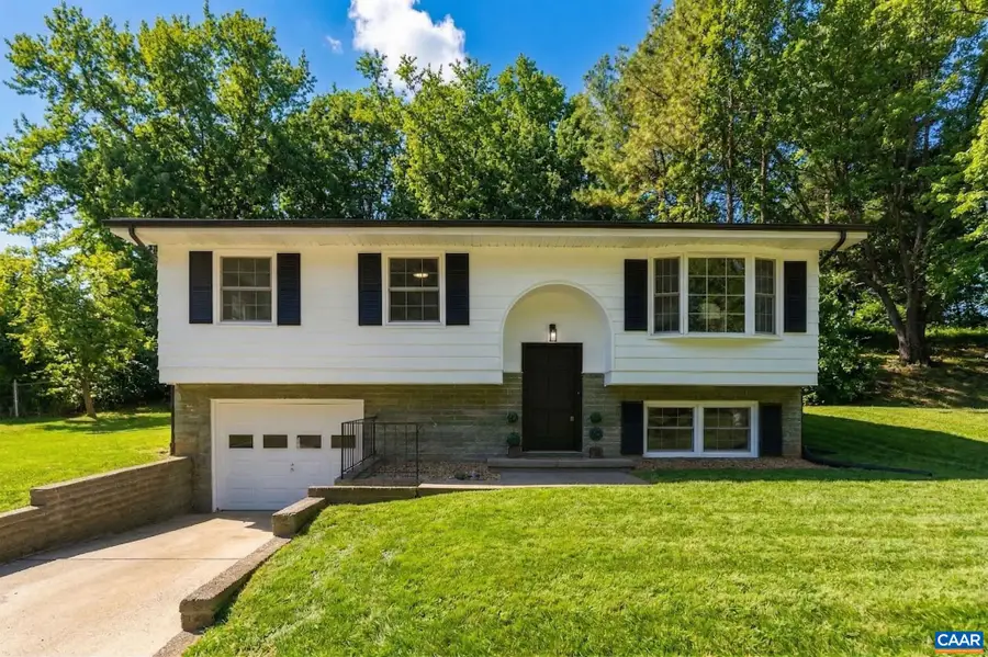 94 Audubon St, Staunton, VA 24401 - #2