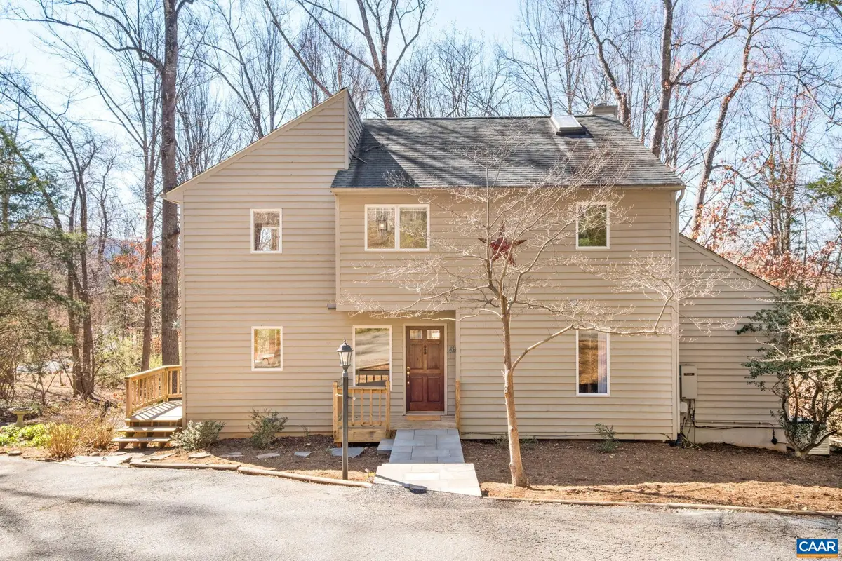 274 Grey Dove Ln, Charlottesville, VA 22903 - #1