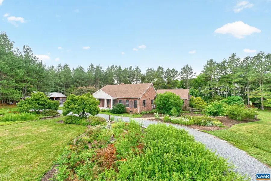 12048 Louisa Rd, Gordonsville, VA 22942 - #3