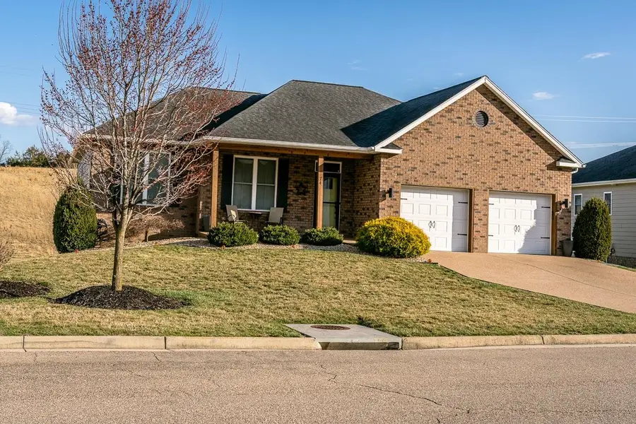 74 Autumn Bluff Dr, Weyers Cave, VA 24486 - #2