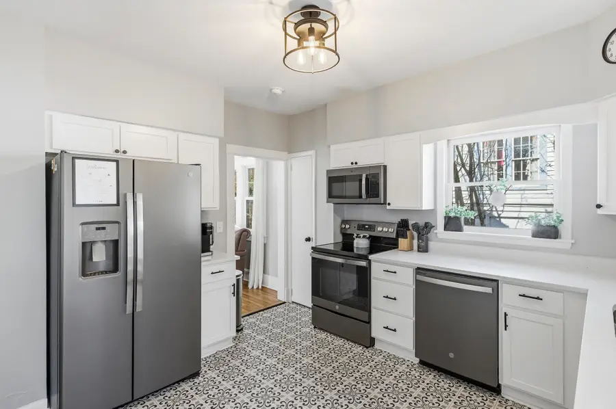 224 Church St N, Woodstock, VA 22664 - #3