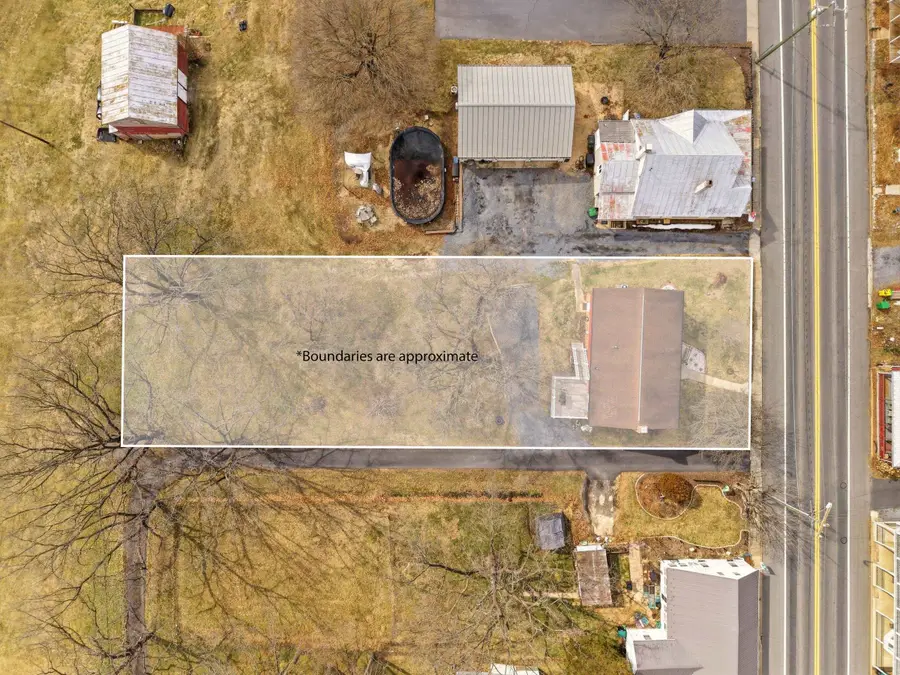 522 Main St S, Mount Crawford, VA 22841 - #3