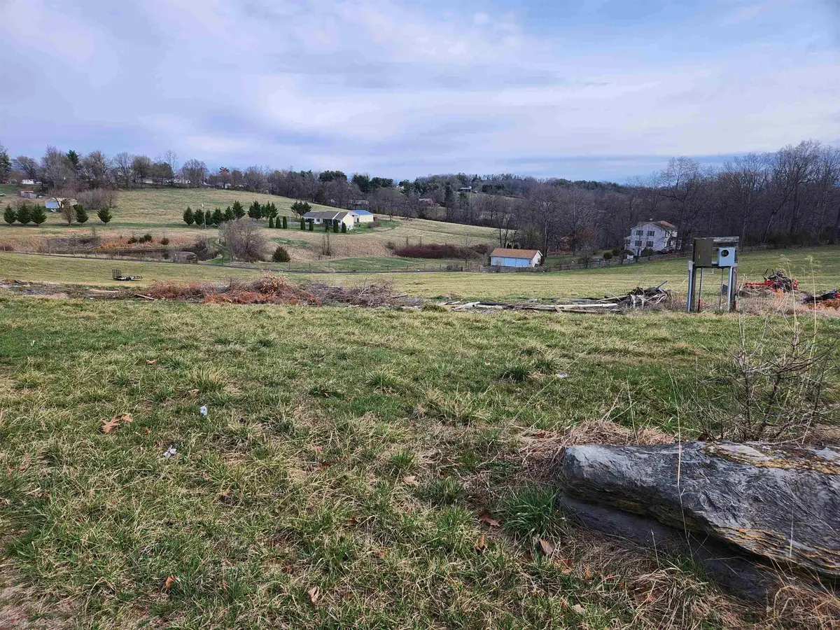 2110 Skippie Ln, Broadway, VA 22815 - #1