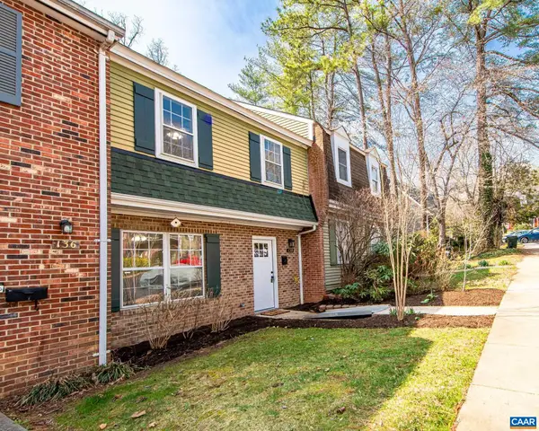 138 Scarborough Pl, Charlottesville, VA 22903