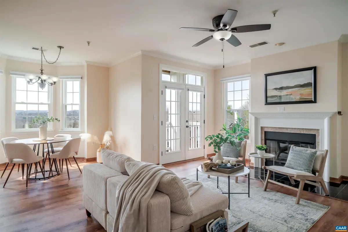 1055 Weybridge Ct, Charlottesville, VA 22911 - #1