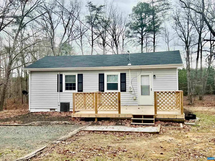 8955 Louisa Rd, Gordonsville, VA 22942 - #3