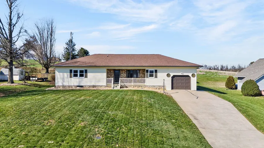 36 Skyline Ave, Stuarts Draft, VA 24477 - #3