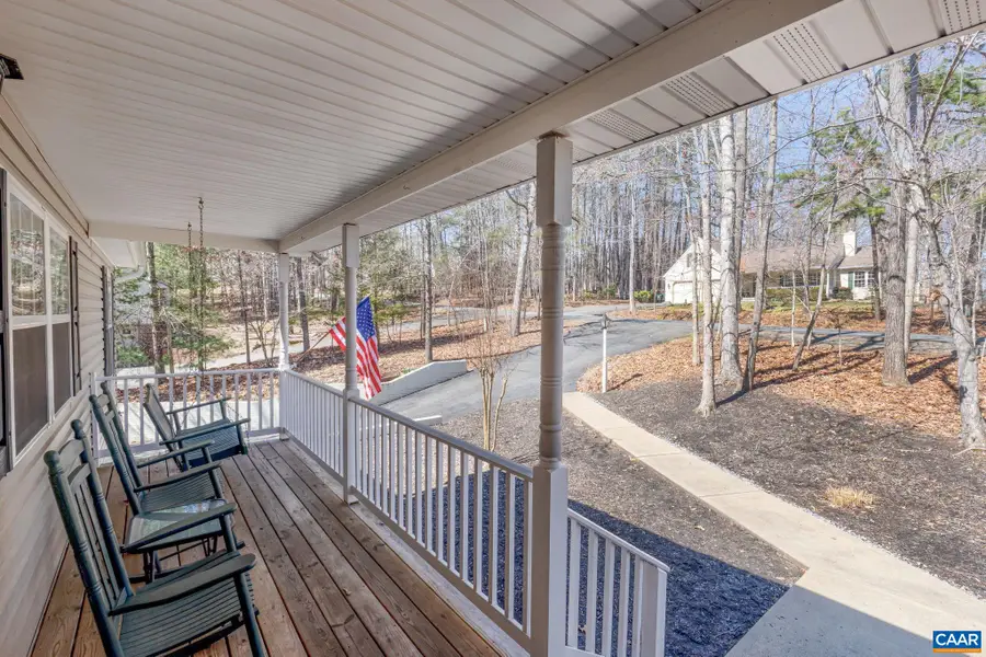 37 West Lake Forest Dr, Palmyra, VA 22963 - #2