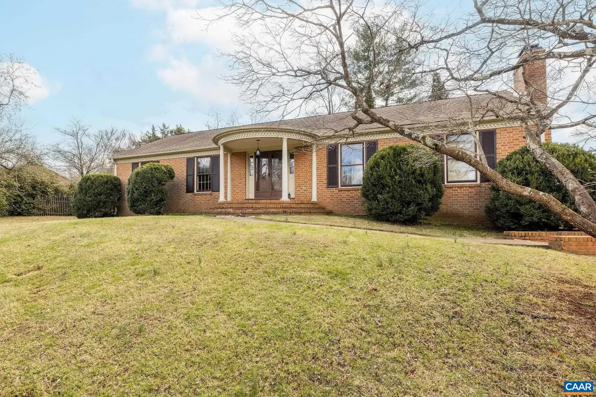 311 Gloucester Rd, Charlottesville, VA 22901 - #1