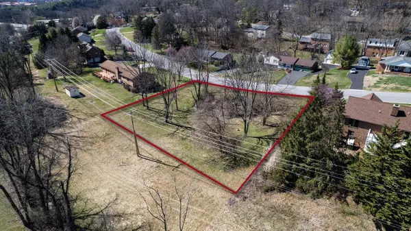 810 Lammermoor Dr, Staunton, VA 24401