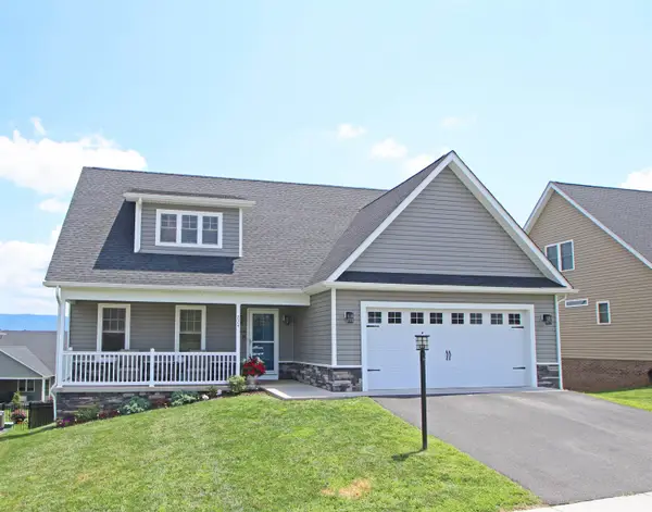 224 Spring Run Ln, Waynesboro, VA 22980