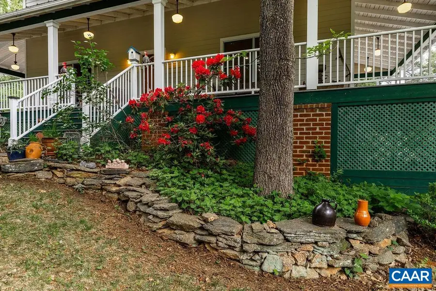 5864 Wyant Ln, Charlottesville, VA 22903 - #3