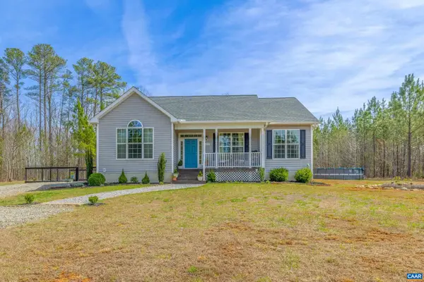 1340 Roundabout Rd, Louisa, VA 23093