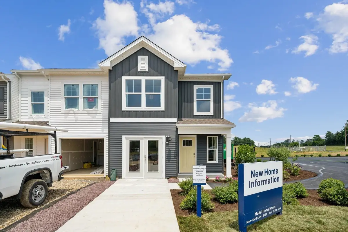 225 Camden Dr, Waynesboro, VA 22980 - #1