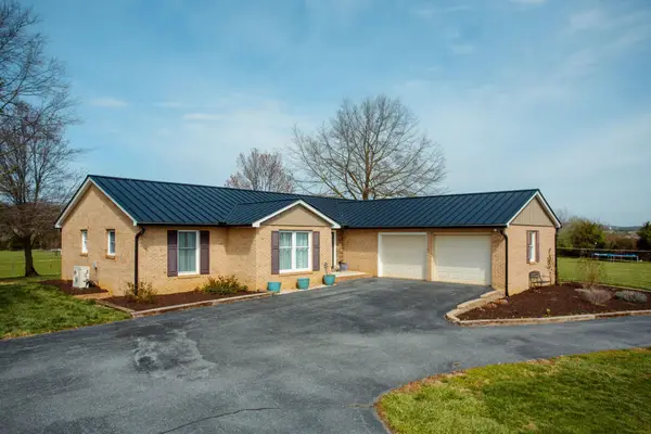 5260 Timber Ridge Rd E, Mount Crawford, VA 22841