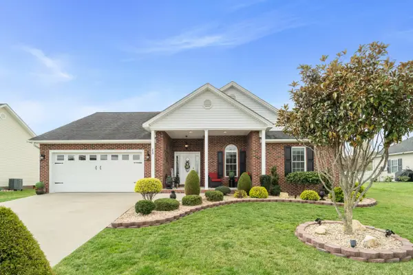 23 Slate Dr, Stuarts Draft, VA 24477