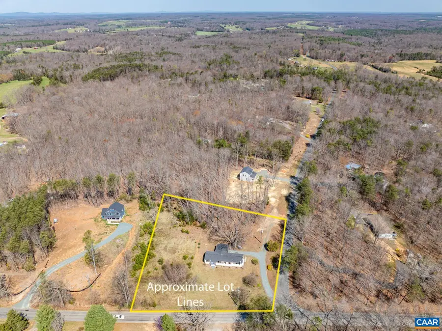 19 Harlow Town Rd, Louisa, VA 23093 - #3