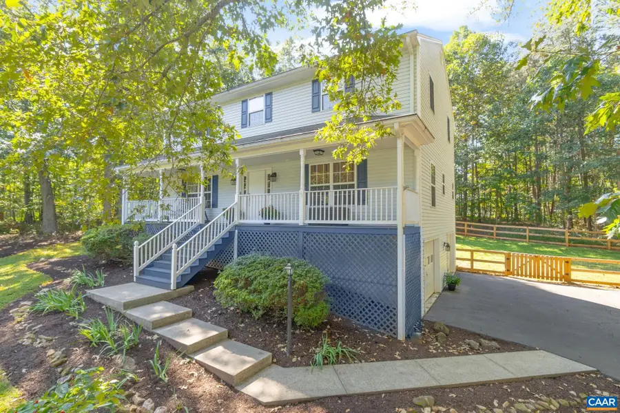 442 Rosewood Dr W, Barboursville, VA 22923 - #2