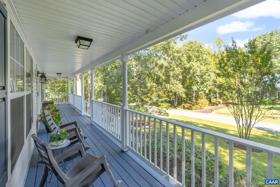 442 Rosewood Dr W, Barboursville, VA 22923 - #3