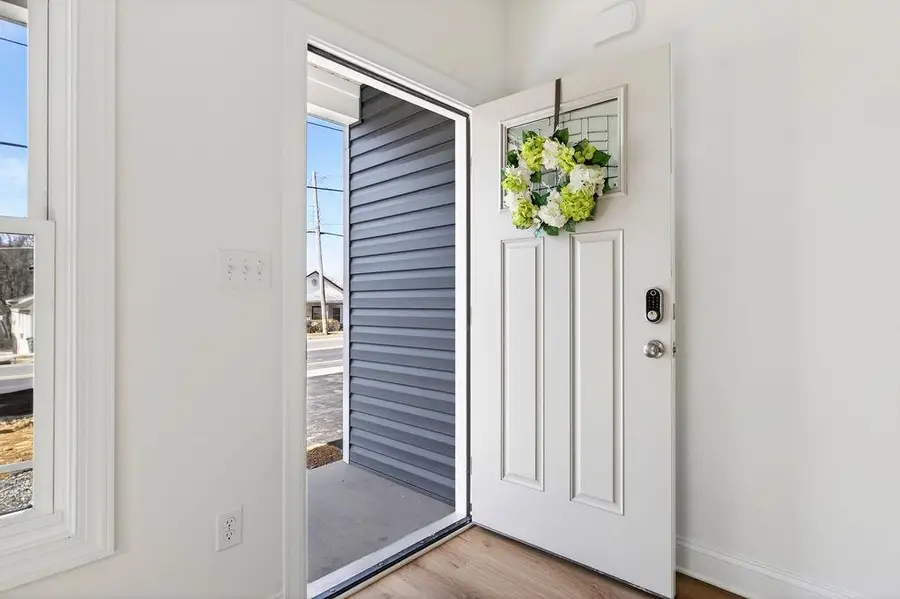 1303 East Main St, Waynesboro, VA 22980 - #2