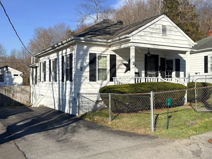 71 Kingstown Ln, Hot Springs, VA 24445 - #2