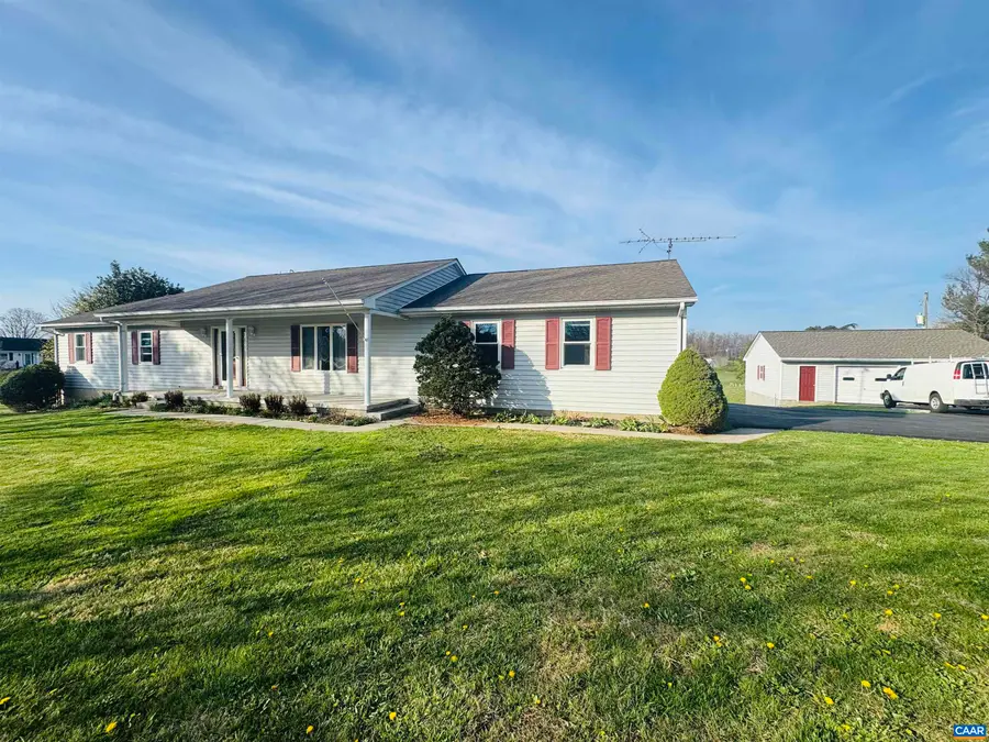 224 Saint James Rd, Fishersville, VA 22939 - #2
