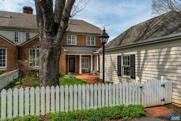 560 Dryden Pl, Charlottesville, VA 22903