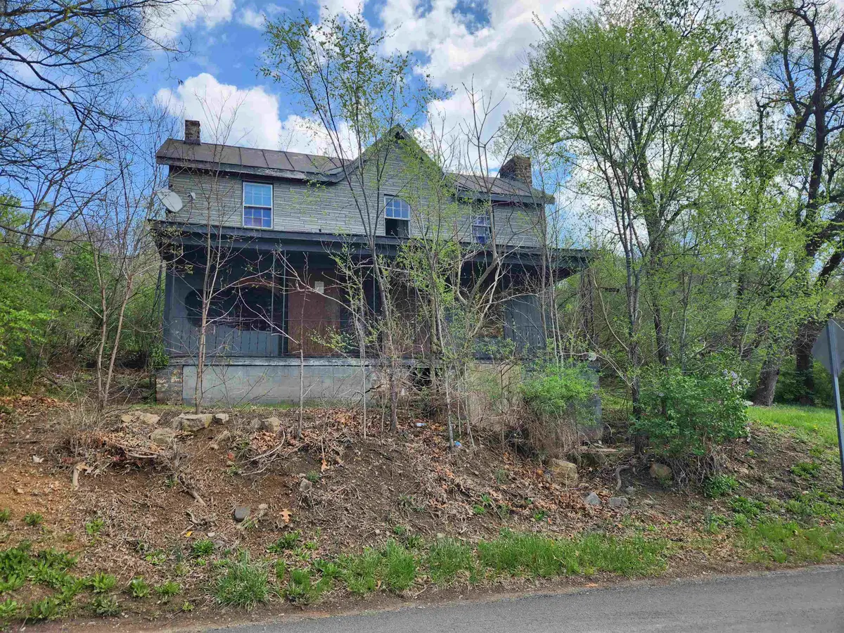 921 Winchester Rd, Waynesboro, VA 22980 - #1
